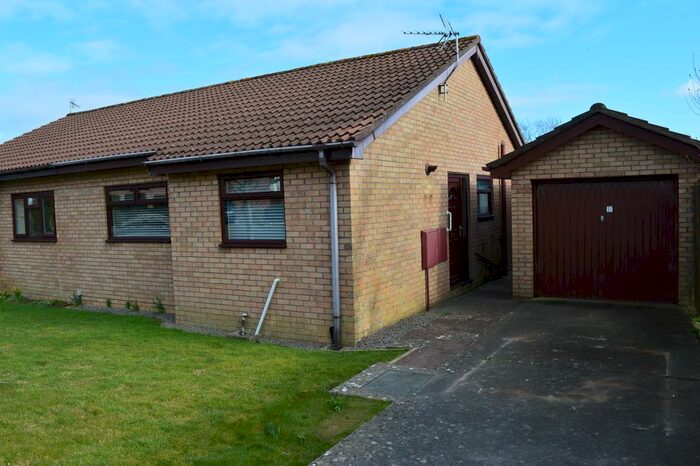 2 Bedroom Semi-Detached Bungalow To Rent In Shakespeare Drive, Llantwit Major, CF61