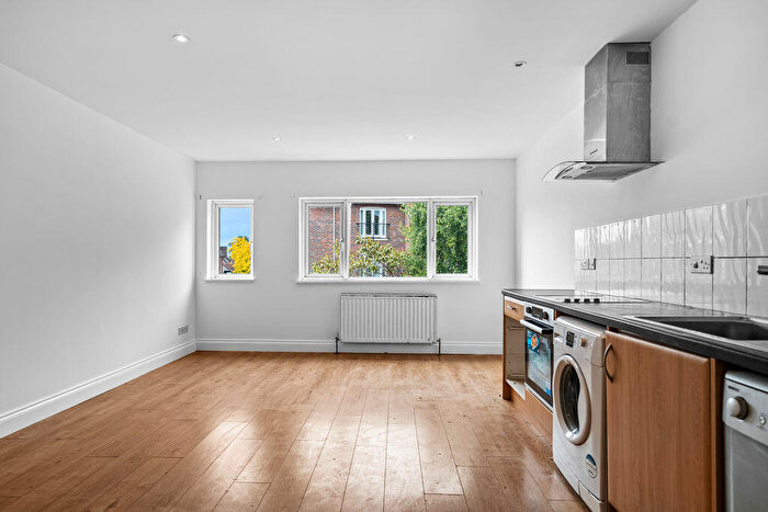 2 Bedroom Apartment To Rent In Church Street, Walton-on-Thames, KT12