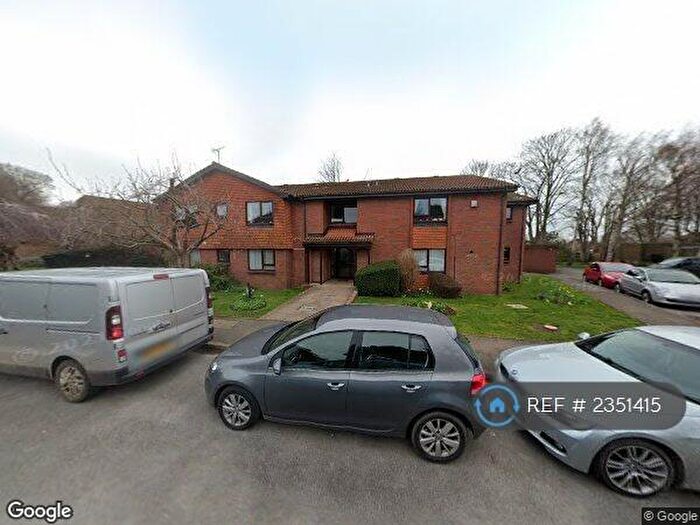Studio To Rent In Pelham Court, Bookham, Leatherhead, KT23