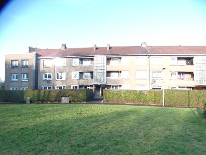 2 Bedroom Flat To Rent In Mavisbank Terrace, Paisley, Renfrewshire, PA1