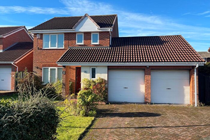 3 Bedroom Detached House For Sale In Abbots Way, Preston Farm, North Shields, NE29