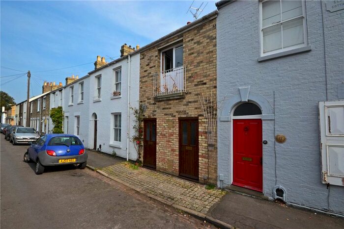 1 Bedroom Flat To Rent In Derby Street, Cambridge, CB3