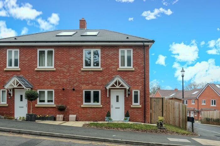 2 Bedroom Semi-Detached House To Rent In Burnt Hill Road Lower Bourne, GU10