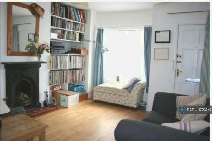 2 Bedroom Terraced House To Rent In Whitehawk Road, Brighton, BN2