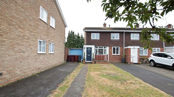 3 Bedroom End Of Terrace House To Rent In Corwen Road, Tilehurst, RG30
