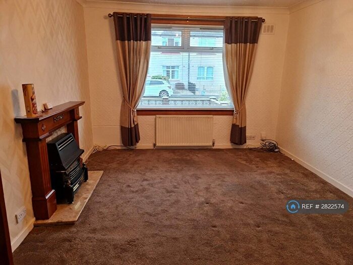 2 Bedroom Flat To Rent In Stark Avenue, Camelon, Falkirk, FK1