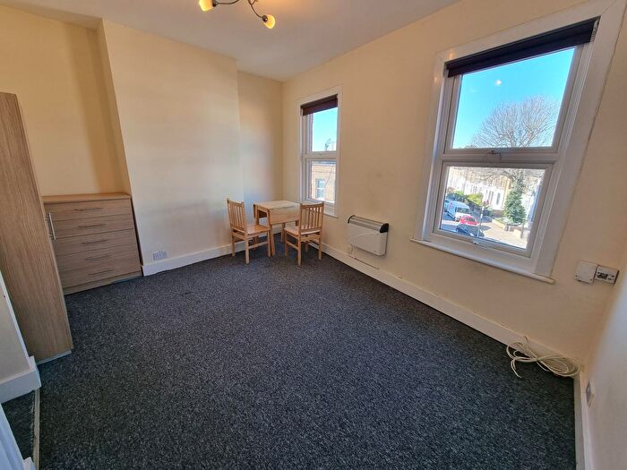 Studio To Rent In Dalston Lane, London, E8