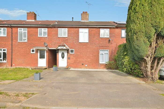 2 Bedroom Terraced House For Sale In Breadlands Road, Ashford, Kent, TN24