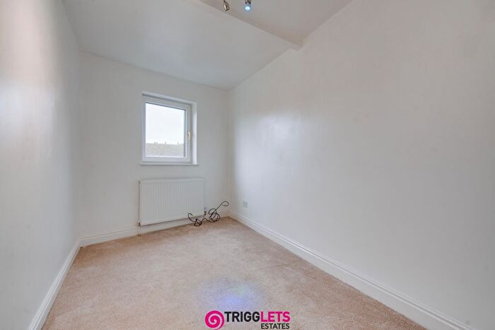 2 Bedroom Terraced House For Sale In Church Street, Jump, Barnsley, S74