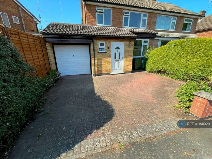 3 Bedroom Semi-Detached House To Rent In Court Close, Leicester, LE9