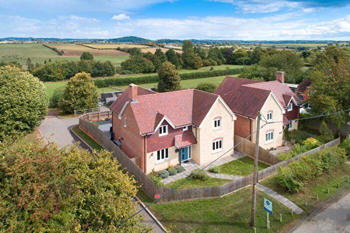 4 Bedroom Detached House For Sale In West Stour, SP8