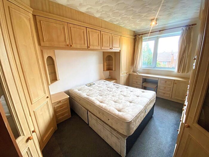 2 Bedroom Flat To Rent In Kings Road, Southsea, PO5