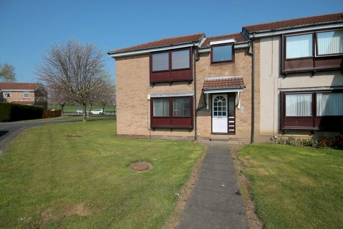 Flat To Rent In Rosedale Court, Newcastle Upon Tyne, NE5