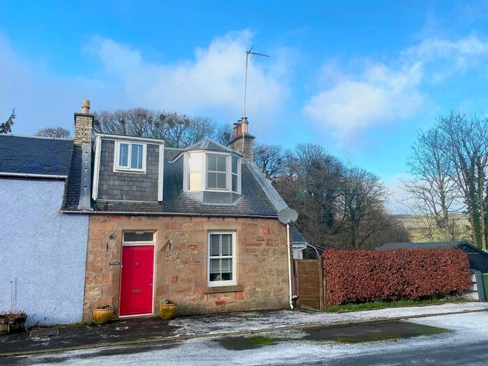 2 Bedroom Semi-Detached House For Sale In Heron Cottage, West End, Dailly, KA26