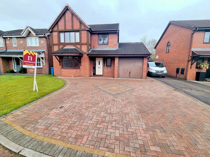 4 Bedroom Detached House To Rent In Tunbridge Close, Great Sankey, WA5