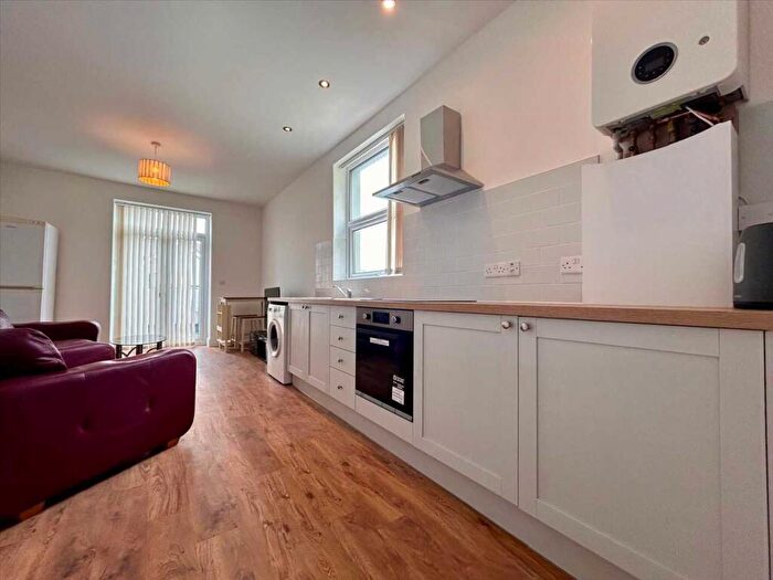 2 Bedroom Apartment To Rent In Woodland Terrace, Plymouth, Plymouth, PL4