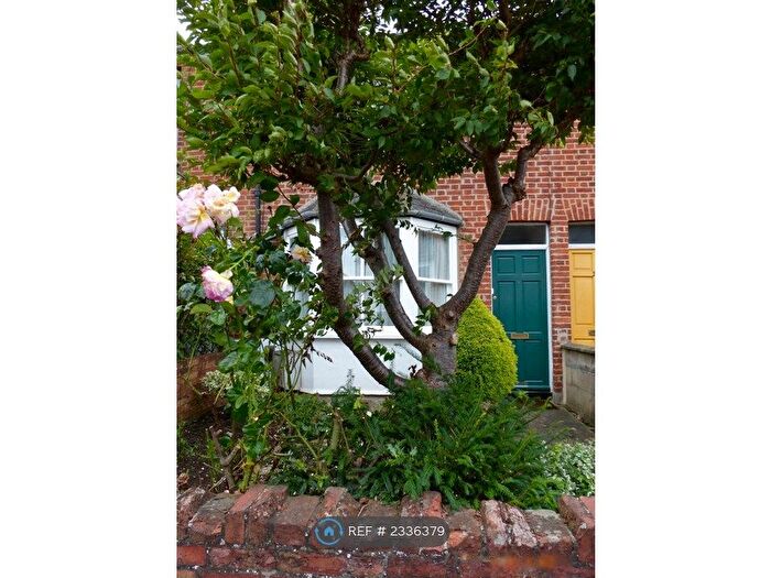 3 Bedroom Terraced House To Rent In Cross Street, Oxford, OX4