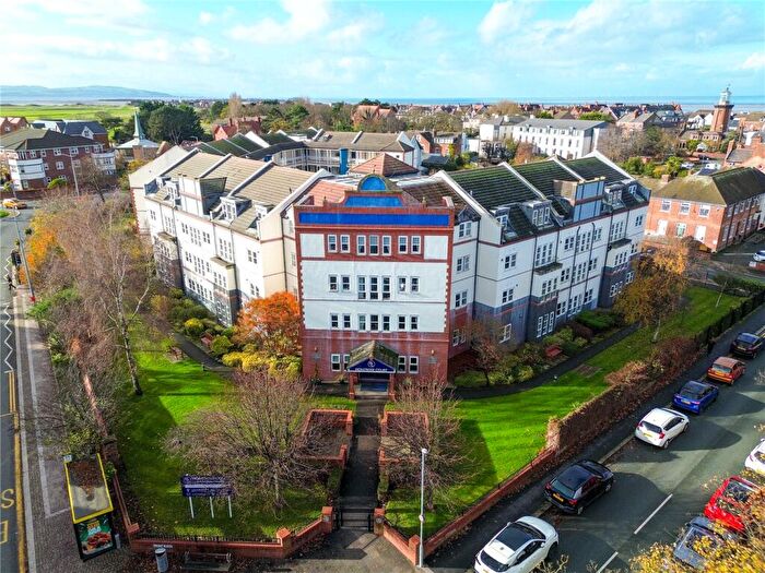 2 Bedroom Flat For Sale In Montrose Court, Market Street, Hoylake, CH47