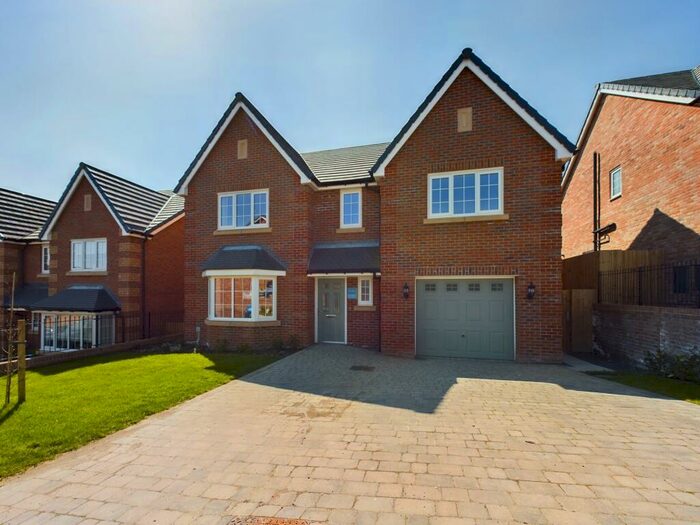 4 Bedroom Detached House For Sale In Cae Topyn, Denbigh, Denbigh, LL16