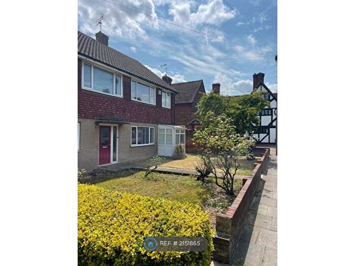 3 Bedroom Semi-Detached House To Rent In St. Stephens Road, Canterbury, CT2