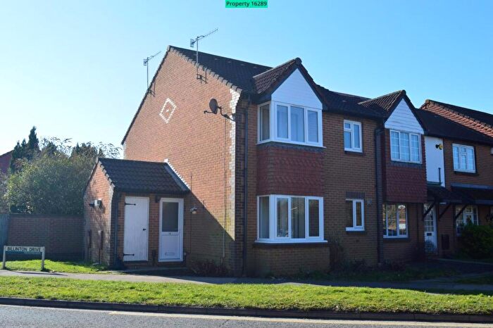 1 Bedroom End Of Terrace House To Rent In Billinton Drive, Maidenbower, Crawley, RH10