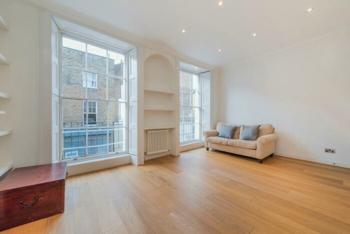 3 Bedroom Flat To Rent In Ivor Place, London, NW1