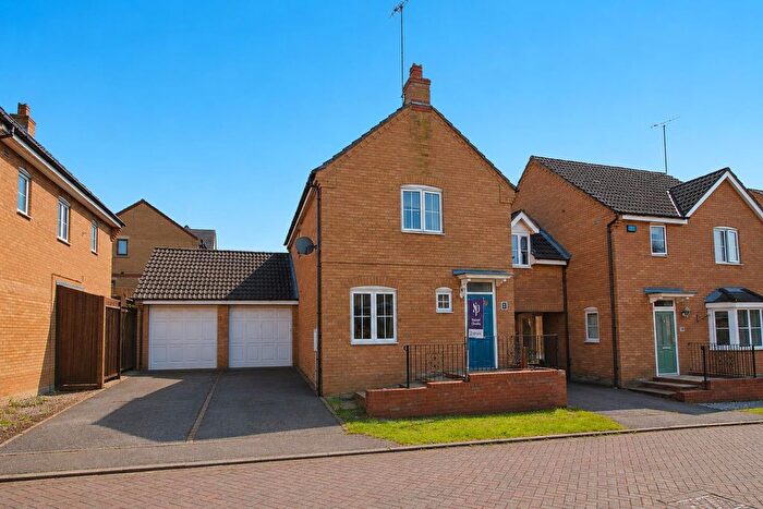 3 Bedroom Detached House For Sale In Steel Close, Thrapston, NN14