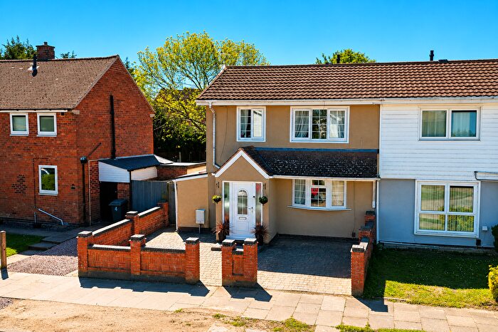 3 Bedroom Semi-Detached House For Sale In Towle Road, Leicester, Leicestershire, LE3