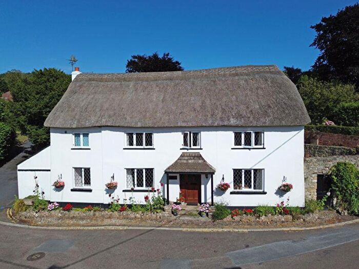 4 Bedroom Detached House For Sale In Hillside Road, Sidmouth, EX10