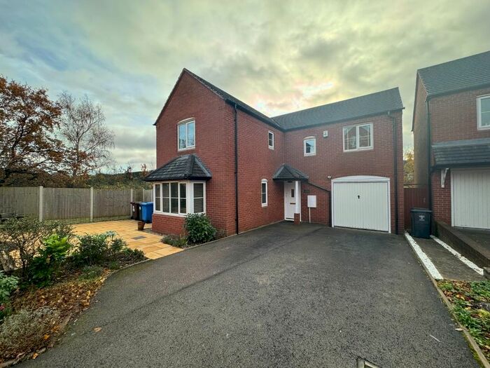 4 Bedroom Property To Rent In Lime Way, Streethay, Lichfield, WS13