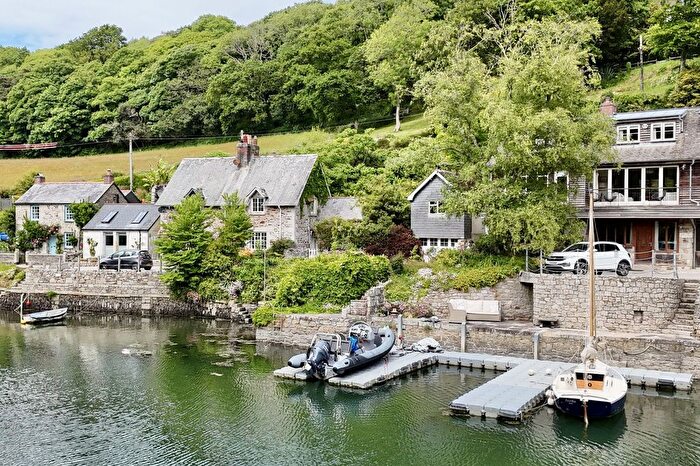 3 Bedroom Cottage For Sale In Firleigh, Quay Road, Port Navas, TR11