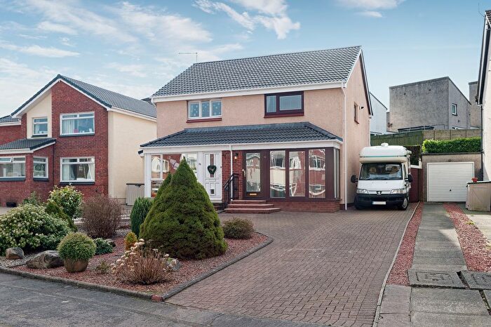 2 Bedroom Villa For Sale In Back O'hill, Crosslee, PA6