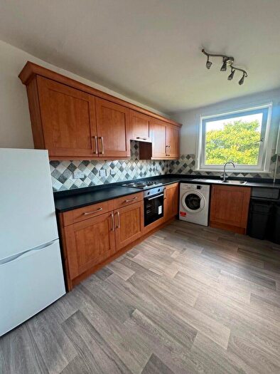 2 Bedroom Property To Rent In Dee Gardens, Dundee, DD2