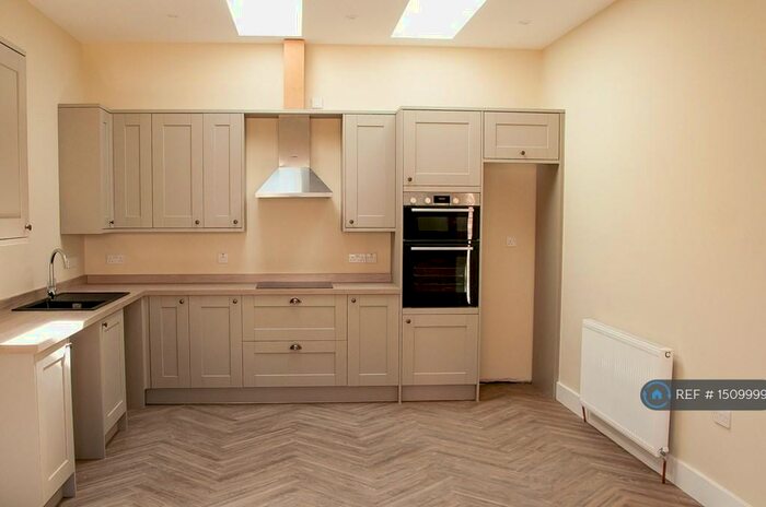 2 Bedroom Bungalow To Rent In Rackham Court, Diss, IP22