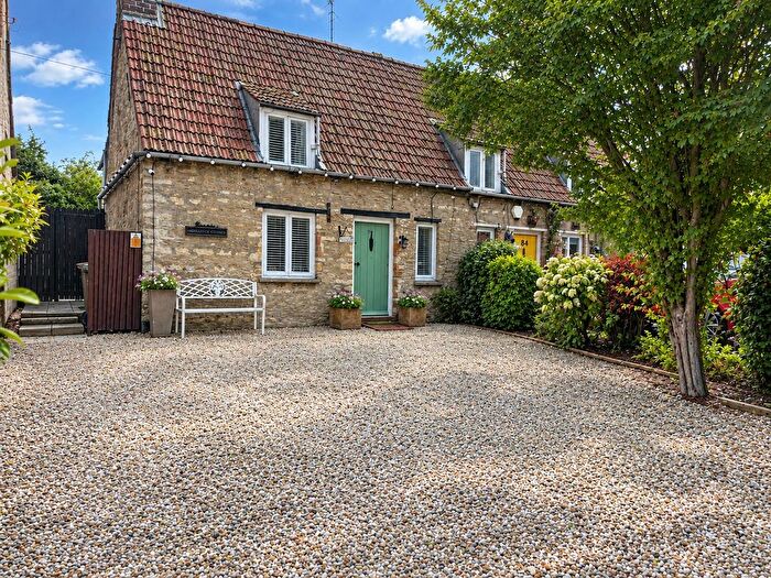2 Bedroom Semi-Detached House For Sale In Church Street, Peterborough, PE4