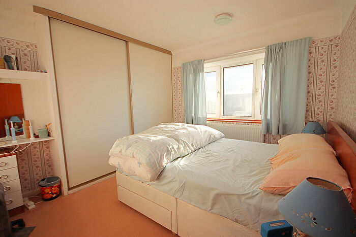 3 Bedroom End Of Terrace House For Sale In Arun Road, Billingshurst, RH14