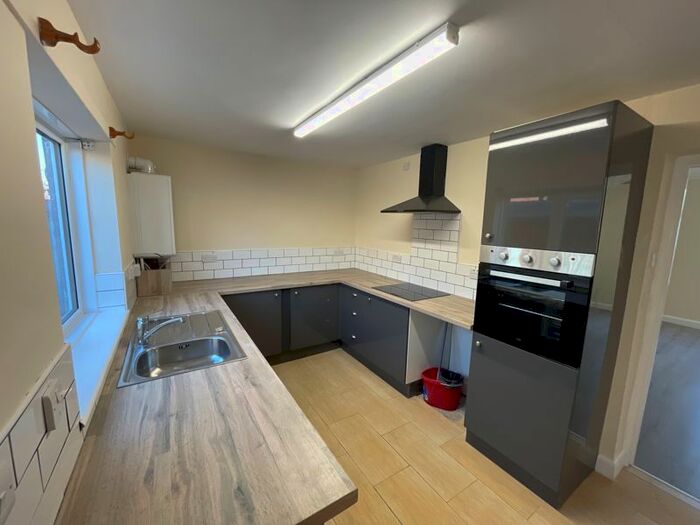 2 Bedroom Terraced House To Rent In Buddle Terrace, West Allotment, Newcastle Upon Tyne NE27
