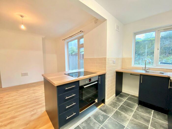 3 Bedroom House To Rent In Westbury Road, Leicester, LE2