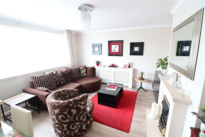 1 Bedroom Maisonette To Rent In Reets Farm Close, London, NW9