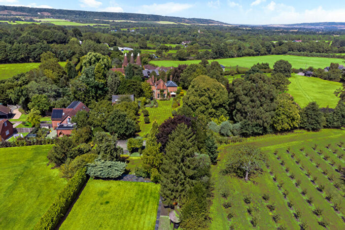 6 Bedroom House For Sale In Aldon Lane, West Malling, Kent, ME19