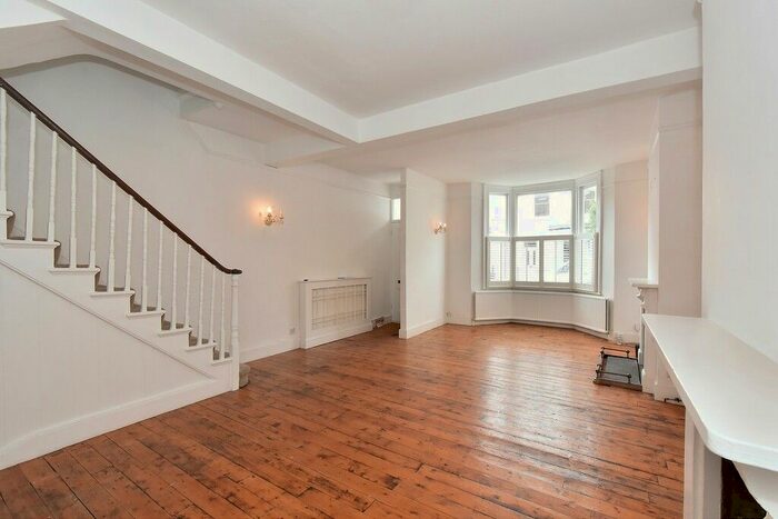 4 Bedroom Property To Rent In Epple Road, Fulham, SW6
