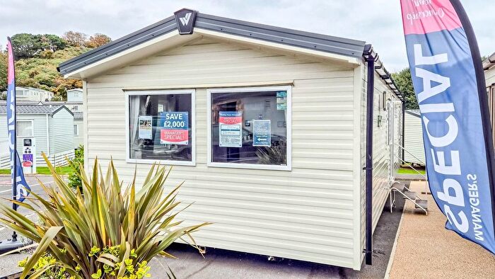 2 Bedroom Mobile/park Home For Sale In Dartmouth Road, Paignton, TQ4