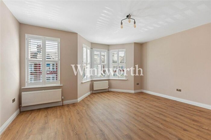 2 Bedroom Apartment To Rent In Imperial Road, London, N22