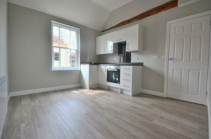 1 Bedroom Apartment To Rent In High Street, Dunmow, CM6