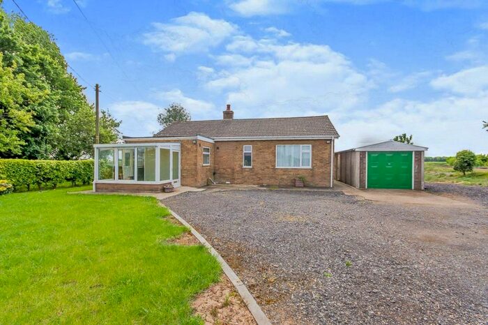 2 Bedroom Detached Bungalow For Sale In Willows Lane, Sibsey, Boston, PE22