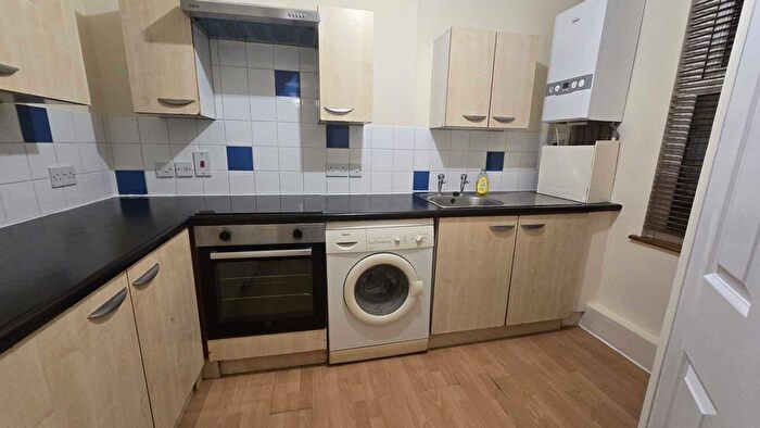1 Bedroom Flat To Rent In Brighton Road, Purley, CR8