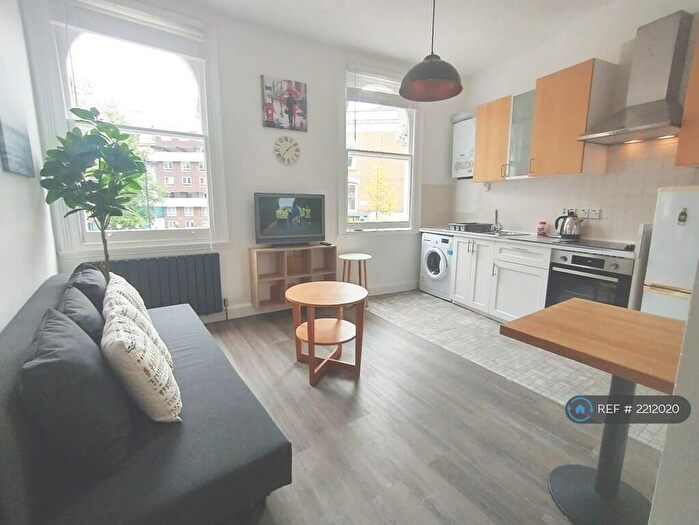 2 Bedroom Flat To Rent In Newington Green, London, N16
