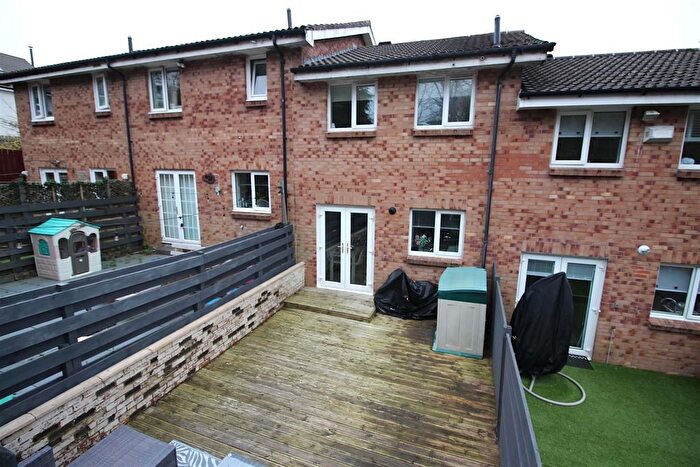 2 Bedroom Terraced House For Sale In Auchneagh Crescent, Greenock, Inverclyde, PA16