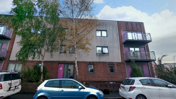 3 Bedroom Apartment To Rent In Argyle Court, Argyle Road, Bristol, BS2