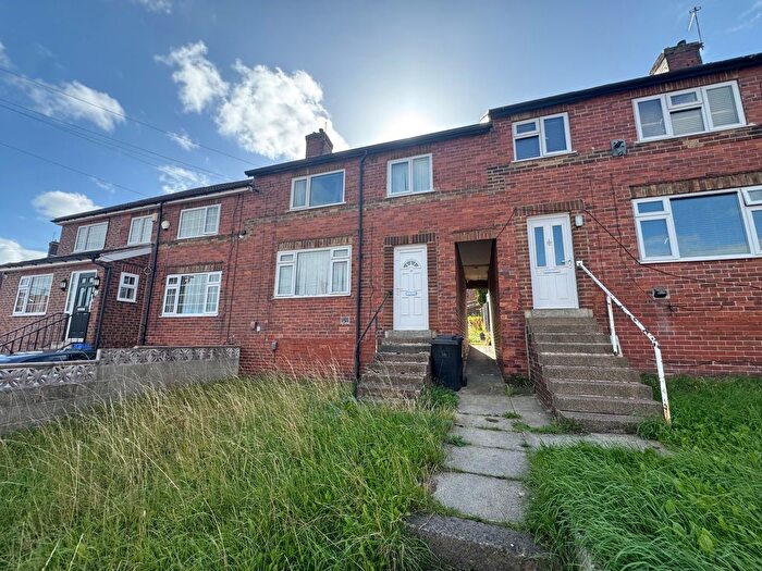 3 Bedroom Town House To Rent In Woodsome Estate, Batley, WF17